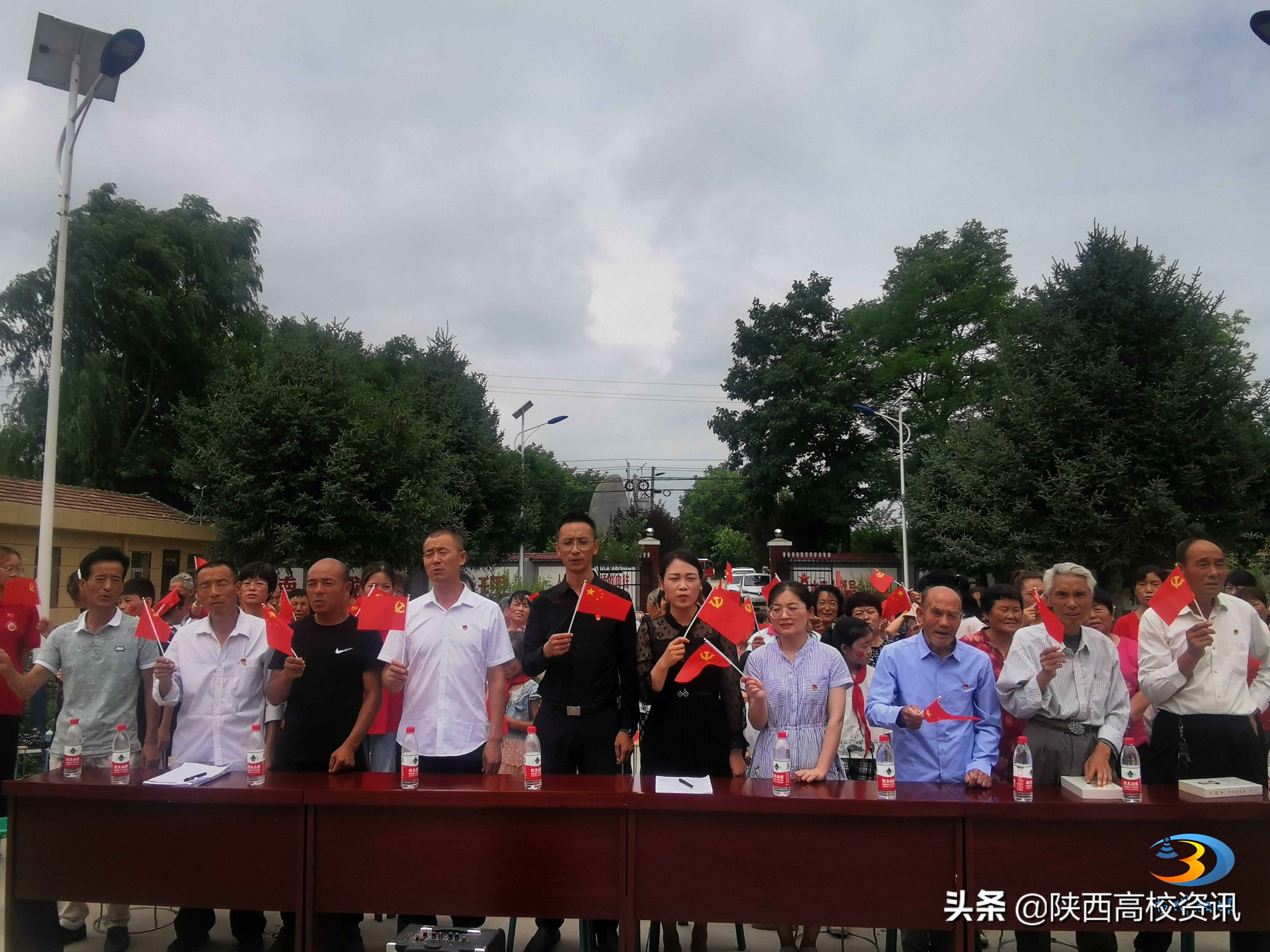 陕财职院暑期“三下乡”“飞鸟”社会实践团走进彬州开展党史宣讲