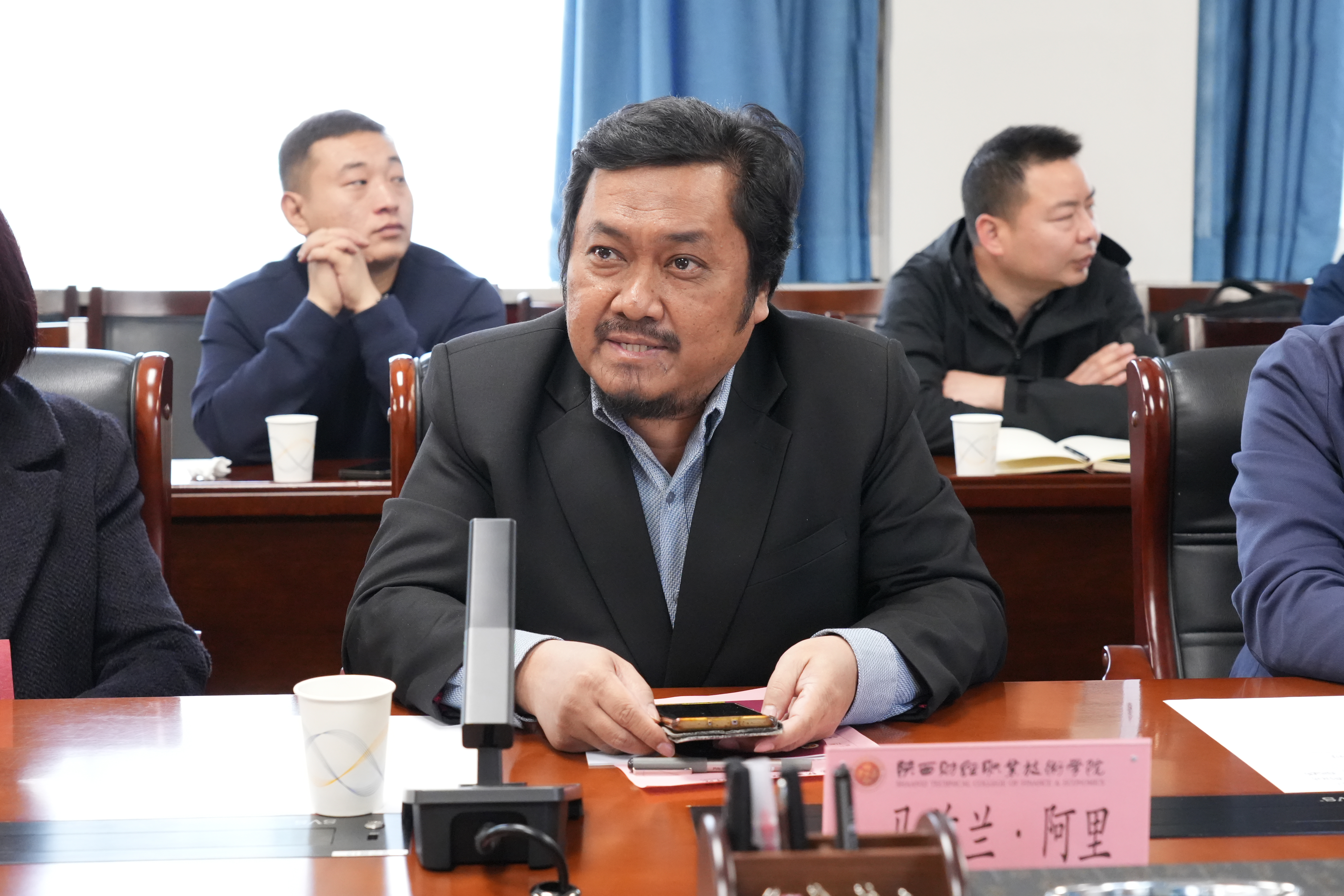 马来西亚理工大学社会科学与人文学院院长,马兹兰·阿里致辞 马来西亚理工大学社会科学与人文学院院长,马兹兰·阿里致辞