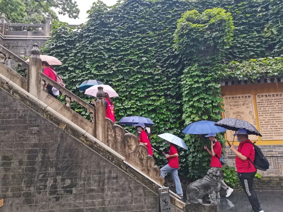 2021年三下乡 | 传承红色基因”征途调研宣传队我们在行动