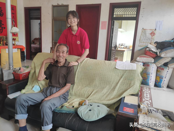 陕财职院忆"红色岁月"党史调研团开展红色主题教育实践活动