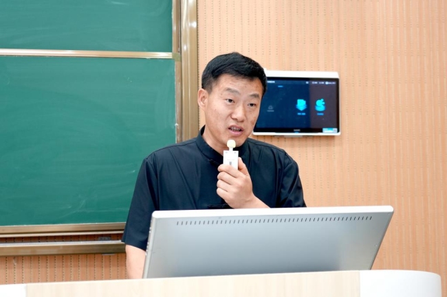 陕西财经职业技术学院“工艺美术大师进课堂”系列活动圆满举行 陕西财经职业技术学院“工艺美术大师进课堂”系列活动圆满举行