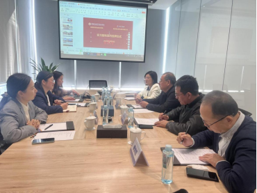 校长程书强一行在重庆冠达控股集团有限公司座谈 校长程书强一行在重庆冠达控股集团有限公司座谈