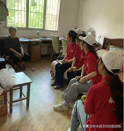 爱在家访的路上延伸陕财职院“烛火之光”支教队在柞水县开展多次家访活动