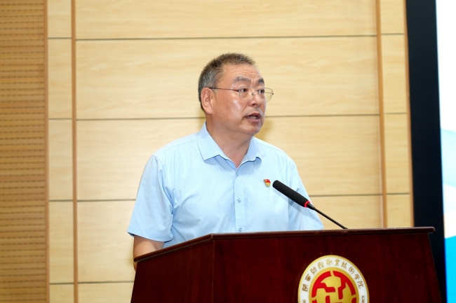 校长程书强作全校科研工作报告 校长程书强作全校科研工作报告